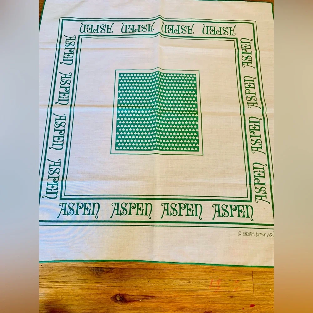 Aspen vintage resort Stevens brown design Green and White Scarf square